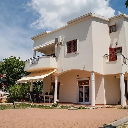 Apartment 12313a Sukosan